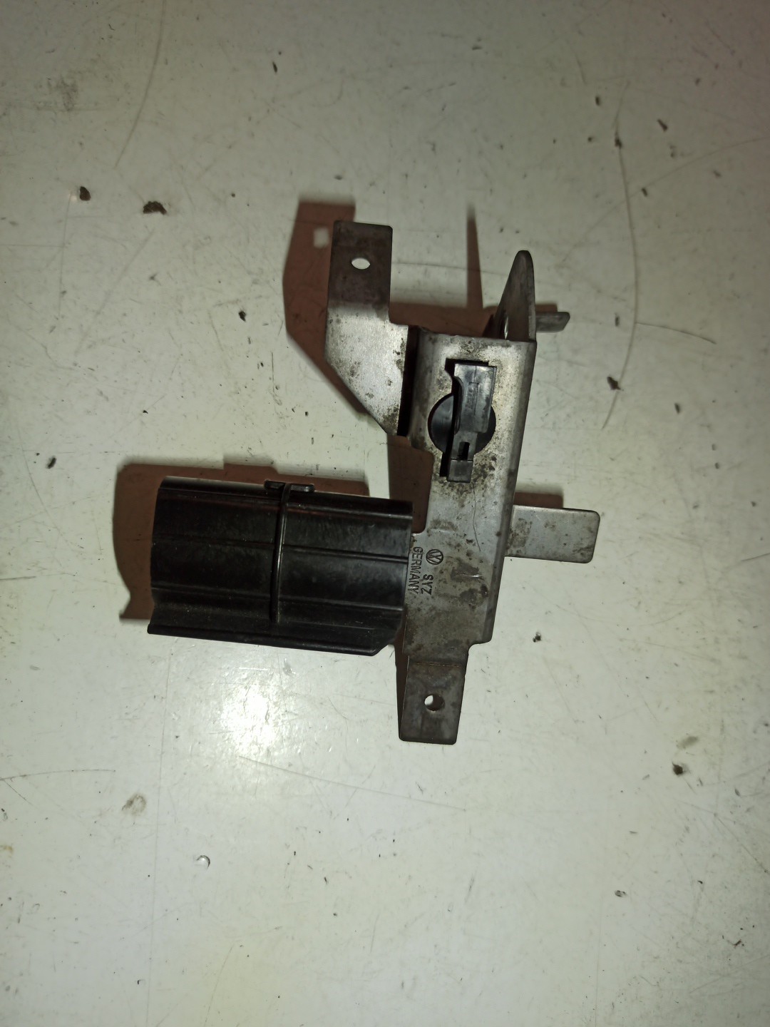 Suporte de instalação eletrica SEAT LEON (1P1) | 05 - 13