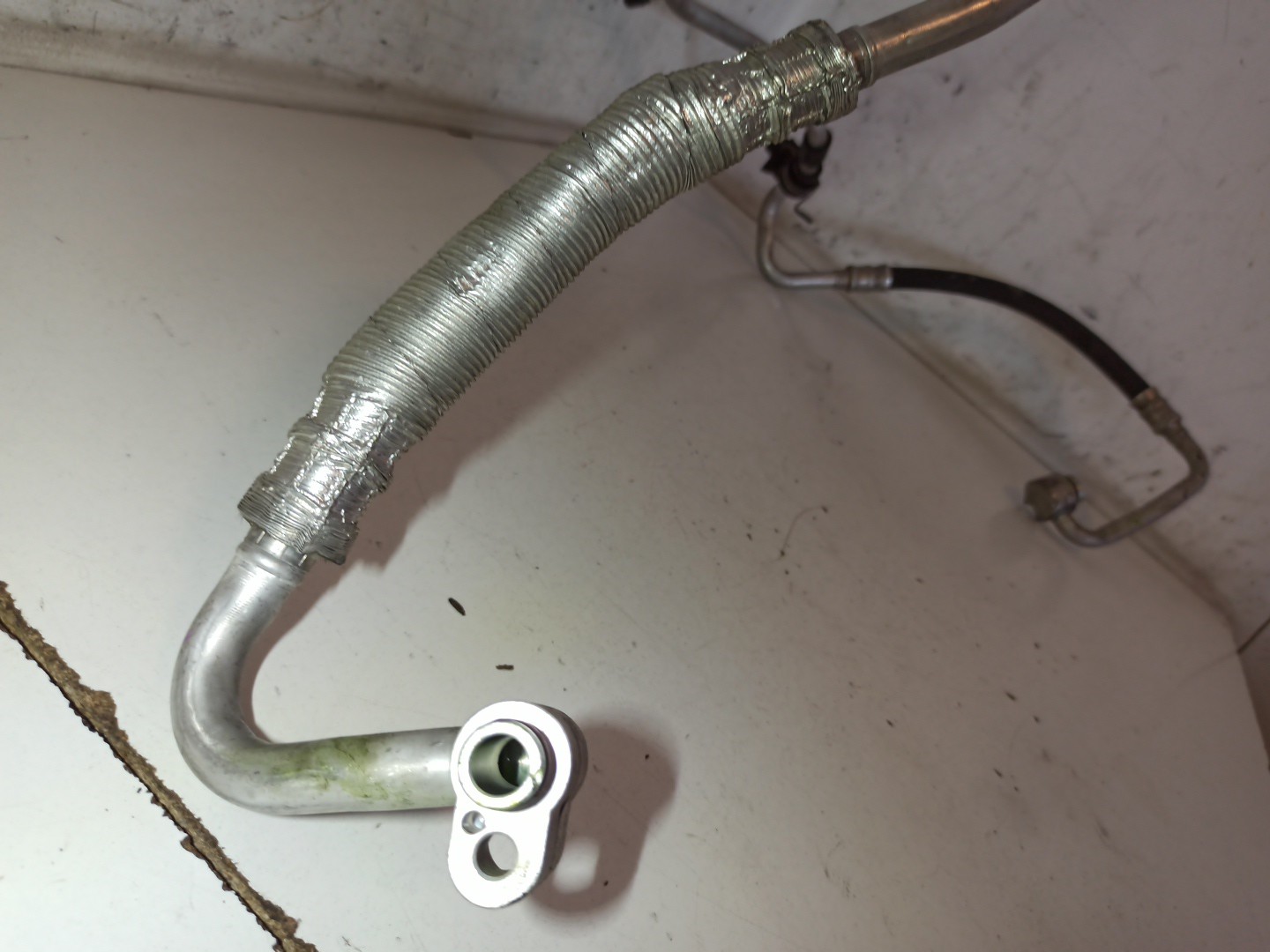 Tubo de Ar Condicionado SEAT LEON (1P1) | 05 - 13 Imagem-2