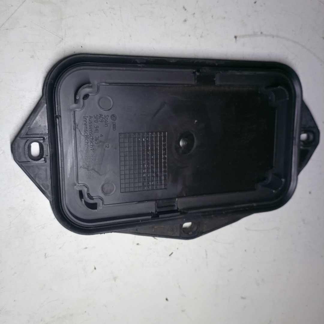 Tampa de bateria SEAT LEON (1P1) | 05 - 13 Imagem-1