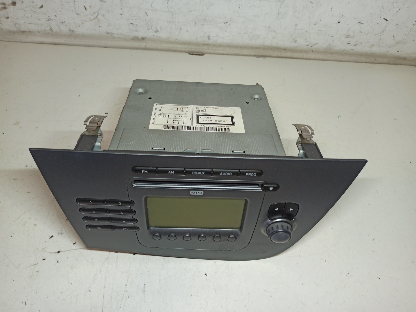 Auto-radio, display, módulo eletronicoe antena SEAT LEON (1P1) | 05 - 13