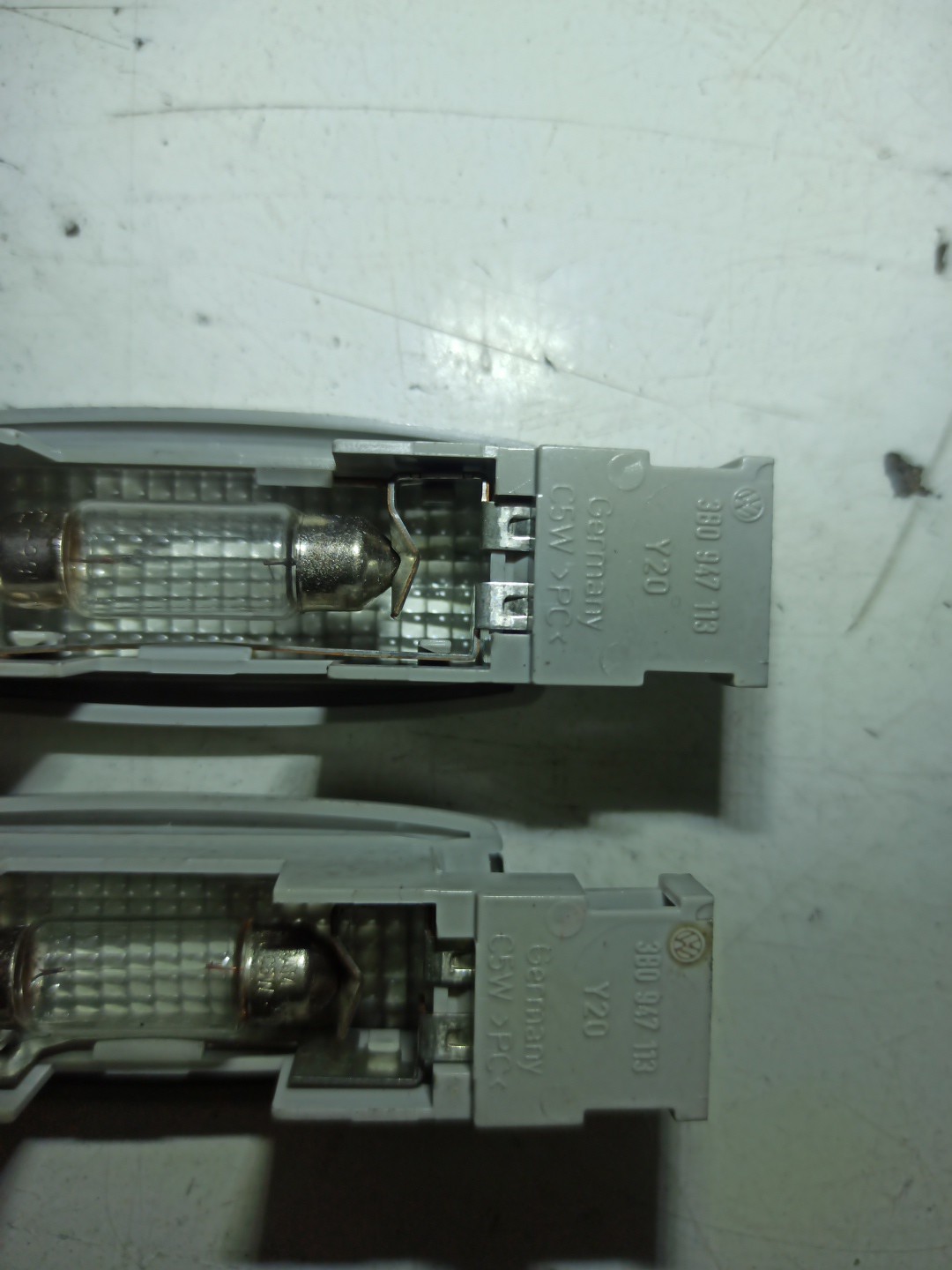 Luz de cortesia SEAT LEON (1P1) | 05 - 13 Imagem-2