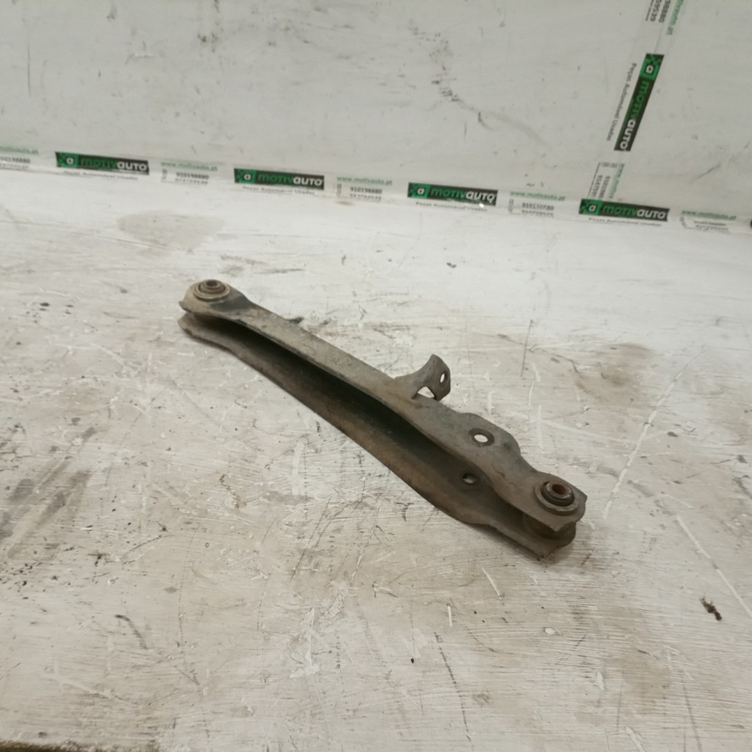 Braço de suspensão traseiro esquerdo VOLVO V40 Combi (645) | 95 - 04 Imagem-4