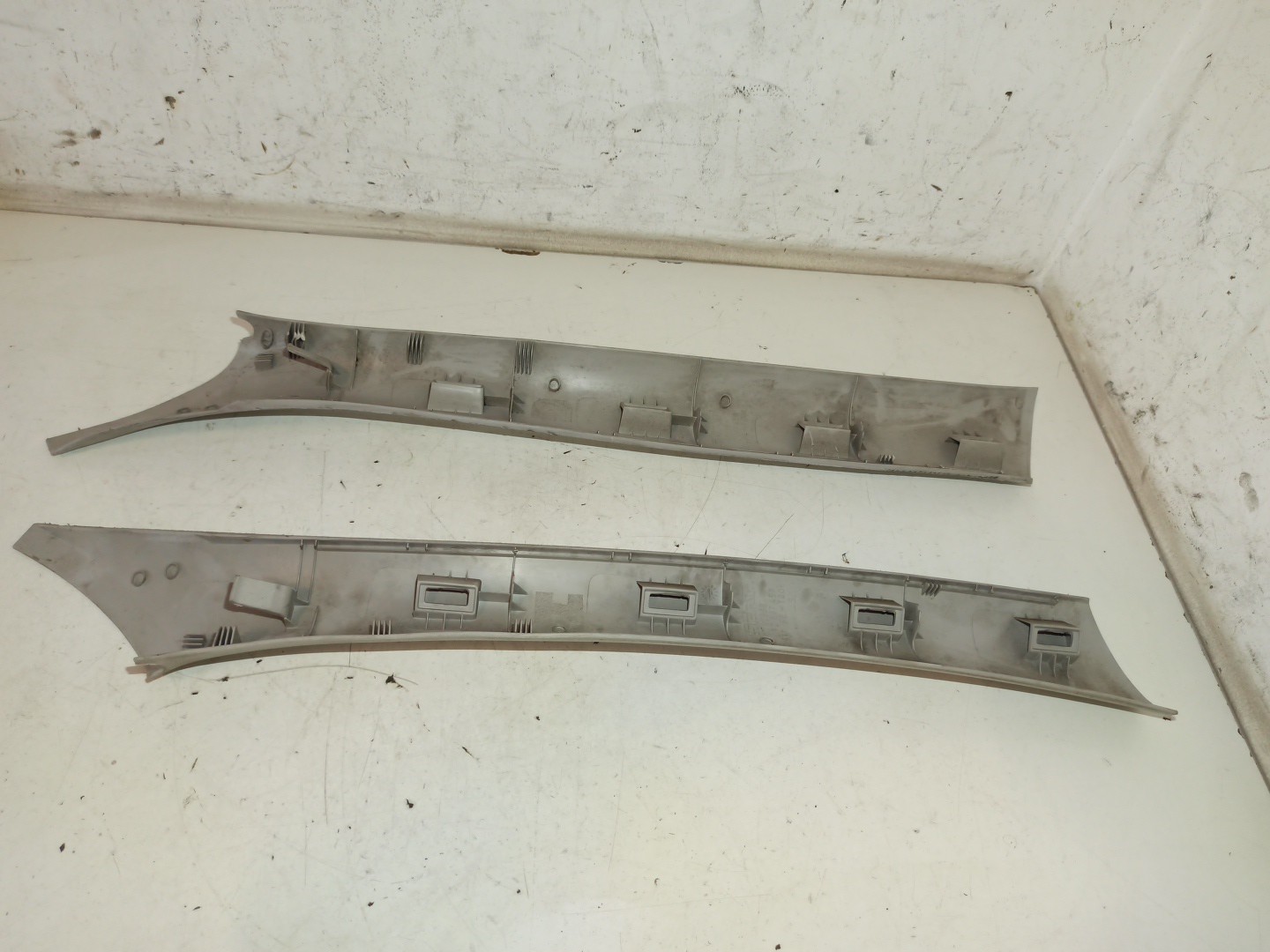 Moldura de pilar A SEAT TOLEDO II (1M2) | 98 - 06 Imagem-1