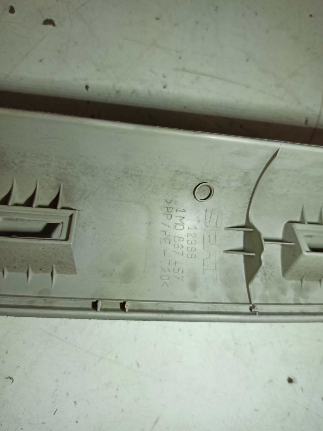 Moldura de pilar A SEAT TOLEDO II (1M2) | 98 - 06 Imagem-2