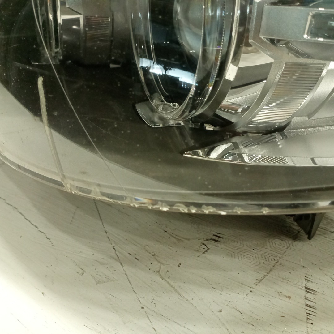 Ótica Esquerda Xénon BMW 5 Touring (F11) | 09 - 17 Imagem-8