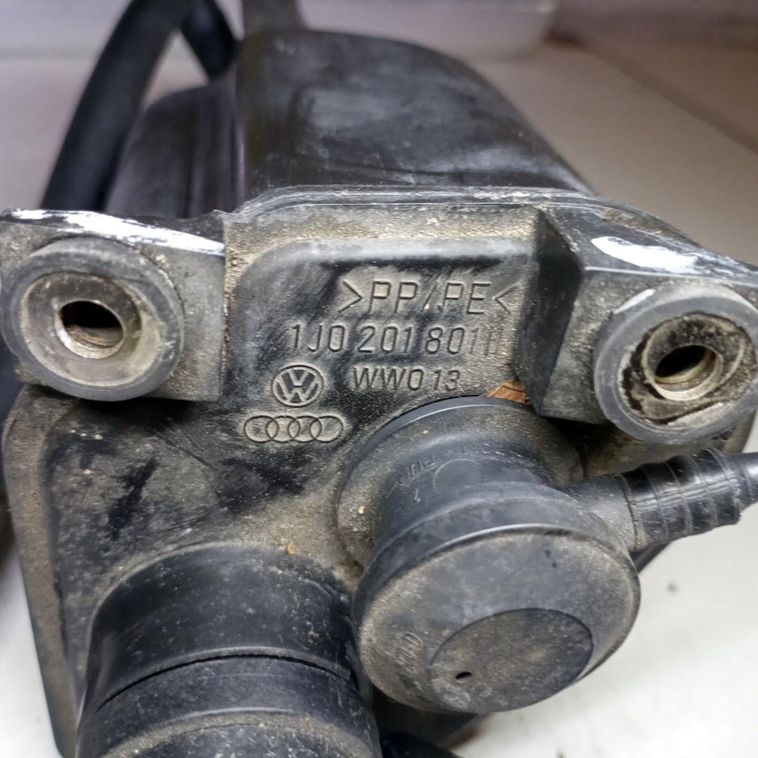 Reservatório De Evaporacao Do Combustivel Canister SEAT TOLEDO II (1M2) | 98 - 06