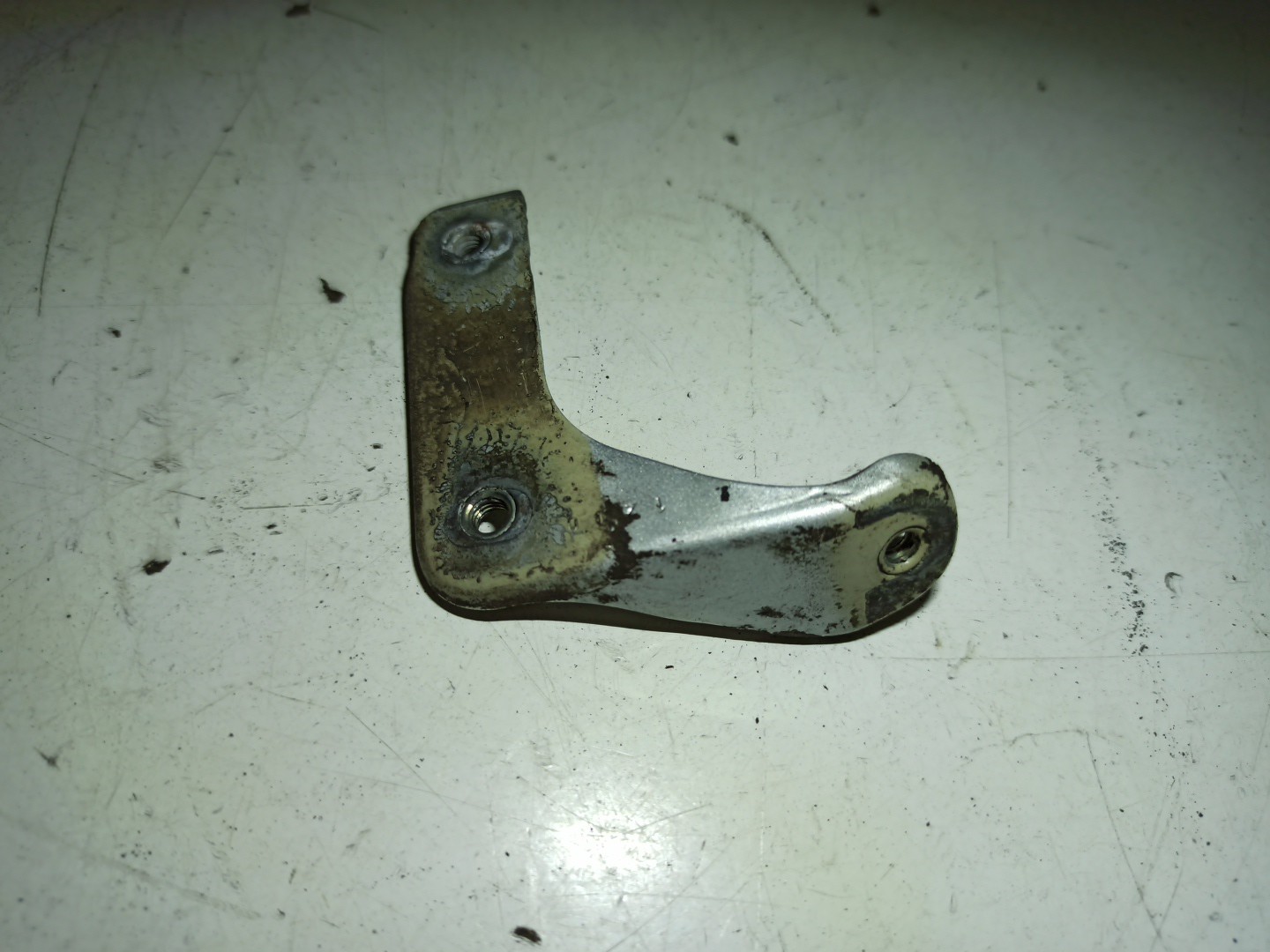 Suporte de montagem guarda lamas VOLKSWAGEN PASSAT Variant (3B6) | 00 - 05 Imagem-2