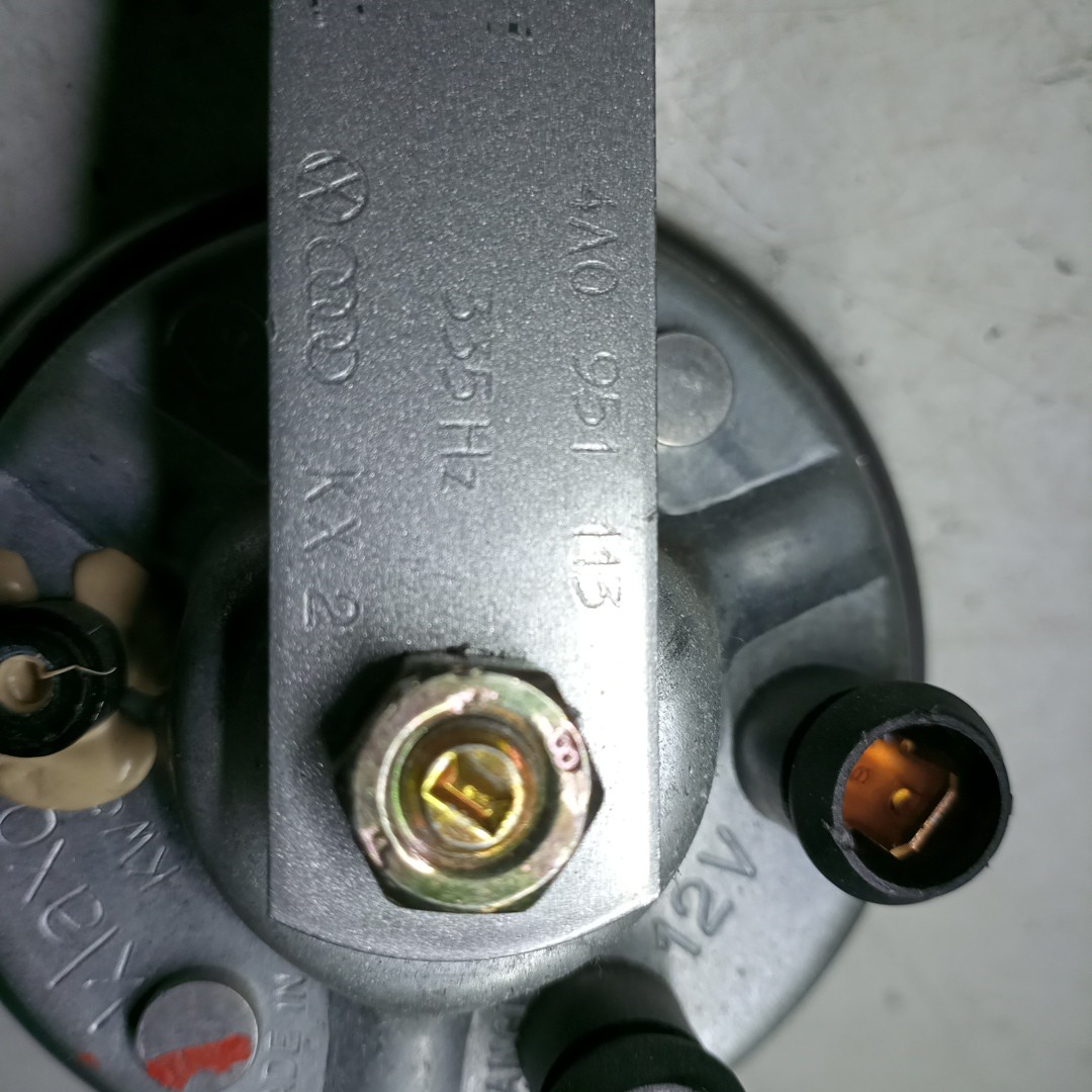 Buzina alarme VOLKSWAGEN PASSAT Variant (3B6) | 00 - 05