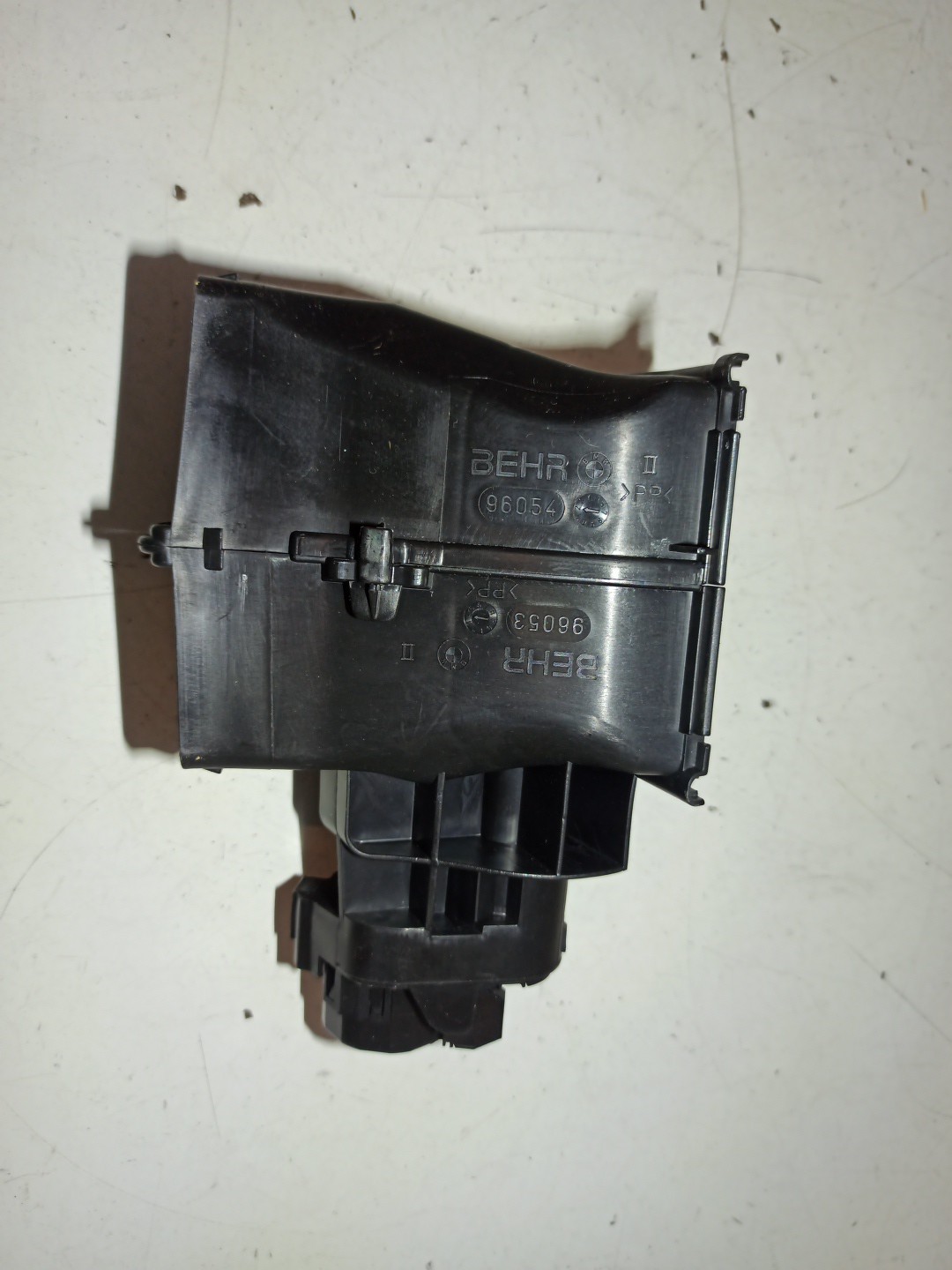 Difusor de ar BMW 5 Touring (E61) | 04 - 10 Imagem-4
