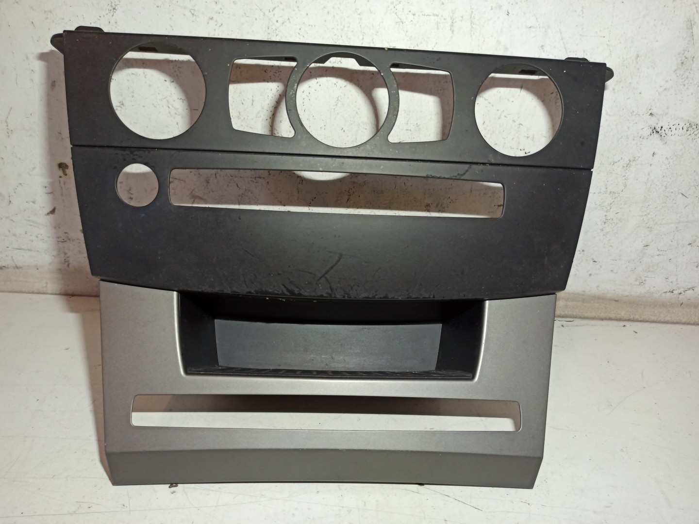 Moldura de consola central BMW 5 Touring (E61) | 04 - 10 Imagem-5