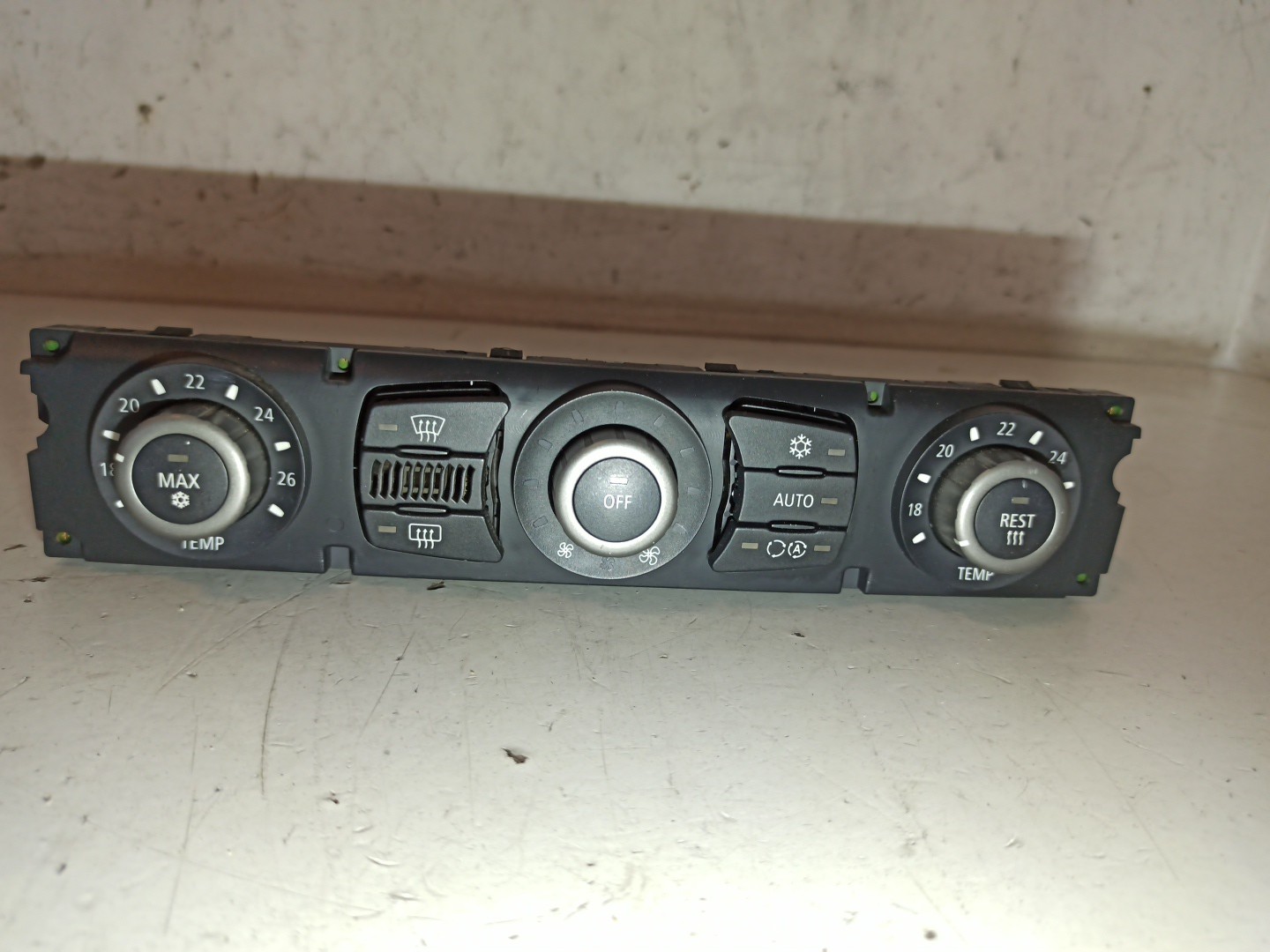 Módulo climatronic BMW 5 Touring (E61) | 04 - 10 Imagem-4