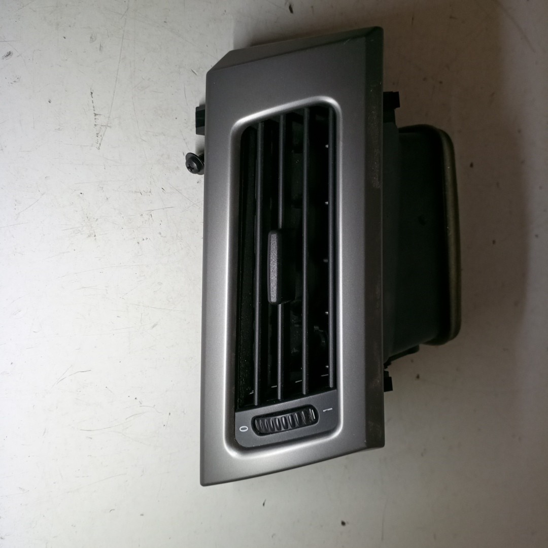 Difusor de ar BMW 5 Touring (E61) | 04 - 10 Imagem-1