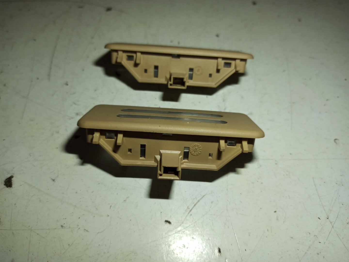 Luz de cortesia BMW 5 Touring (E61) | 04 - 10 Imagem-3