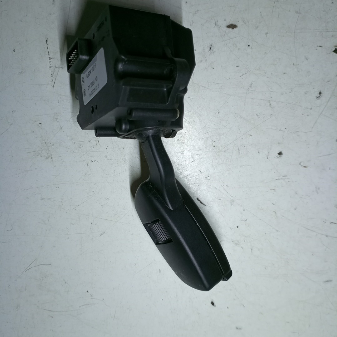 Comutador de limpa-para-brisas BMW 5 Touring (E61) | 04 - 10 Imagem-4