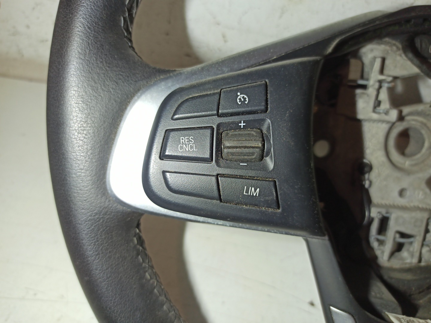 Volante BMW X1 (E84) | 09 - 15 Imagem-6