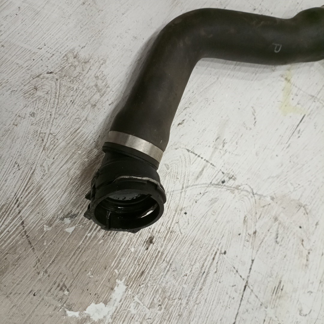 Tubo de Água BMW 5 Touring (E61) | 04 - 10 Imagem-1