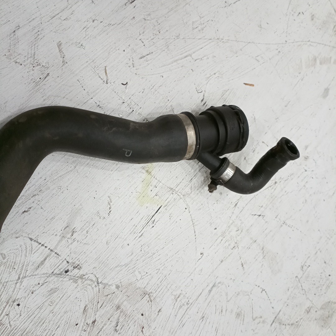 Tubo de Água BMW 5 Touring (E61) | 04 - 10 Imagem-2