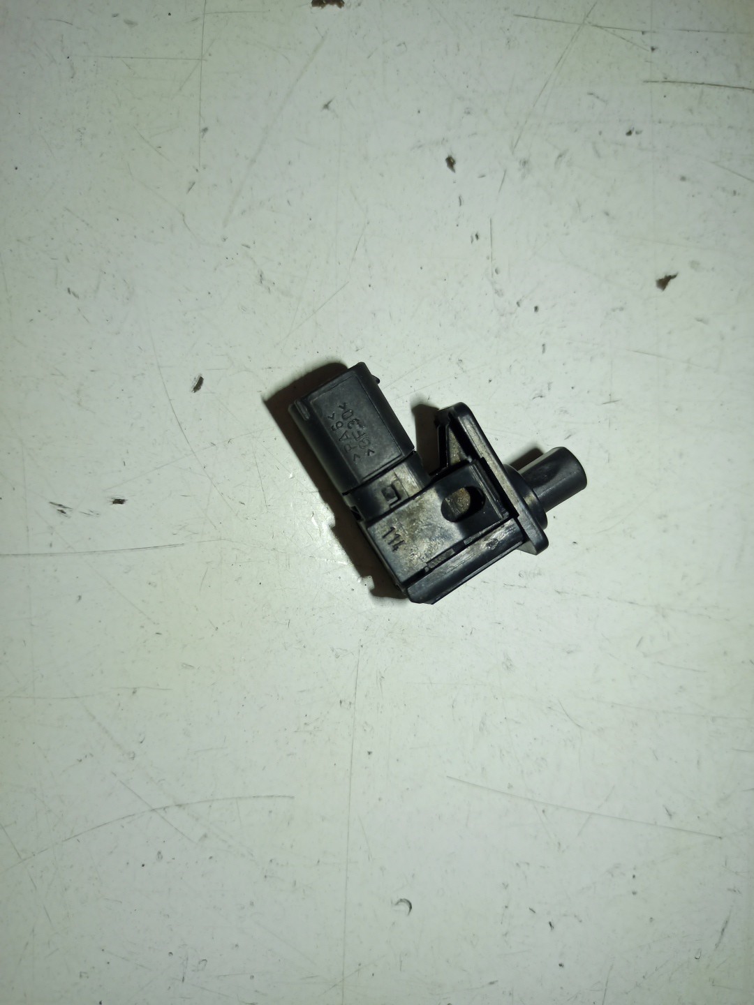 Sensor de Abertura do Capô BMW 5 Touring (E61) | 04 - 10 Imagem-2