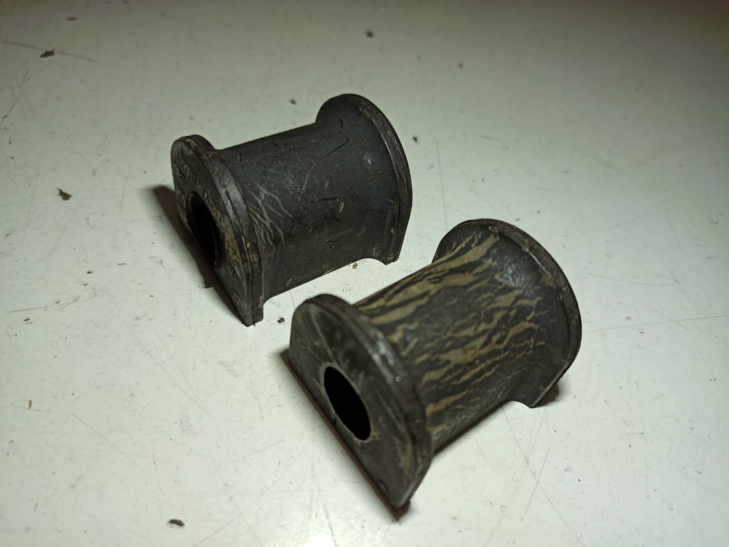 Casquilho VOLKSWAGEN CADDY III Combi (2KB, 2KJ, 2CB, 2CJ) | 04 - 15 Imagem-4