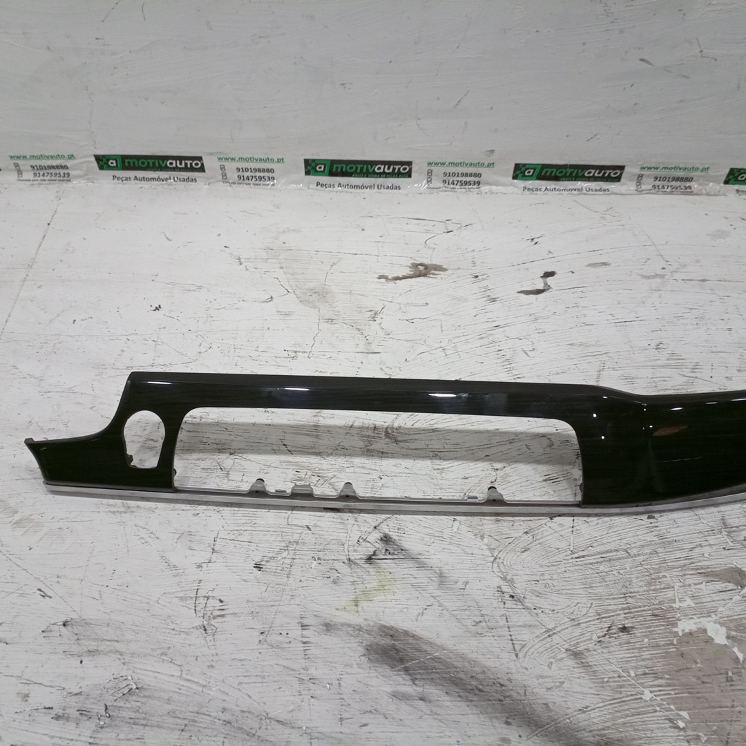 Acabamento de Tablier BMW 5 Touring (F11) | 09 - 17 Imagem-1