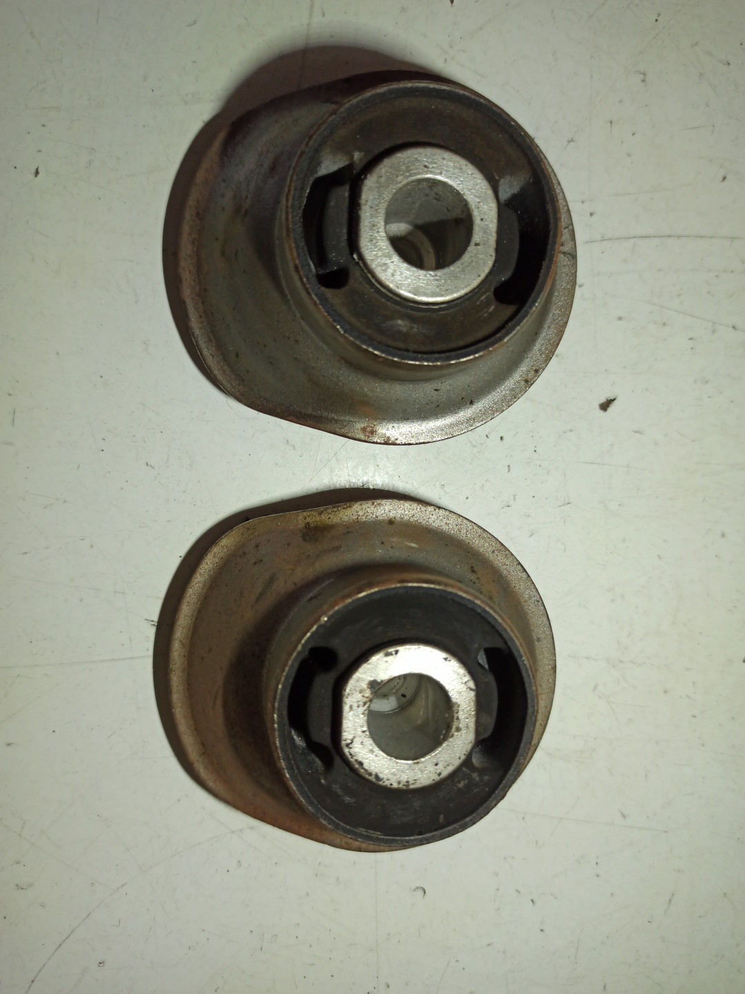 Casquilho VOLKSWAGEN PASSAT (3A2, 35I) | 88 - 97