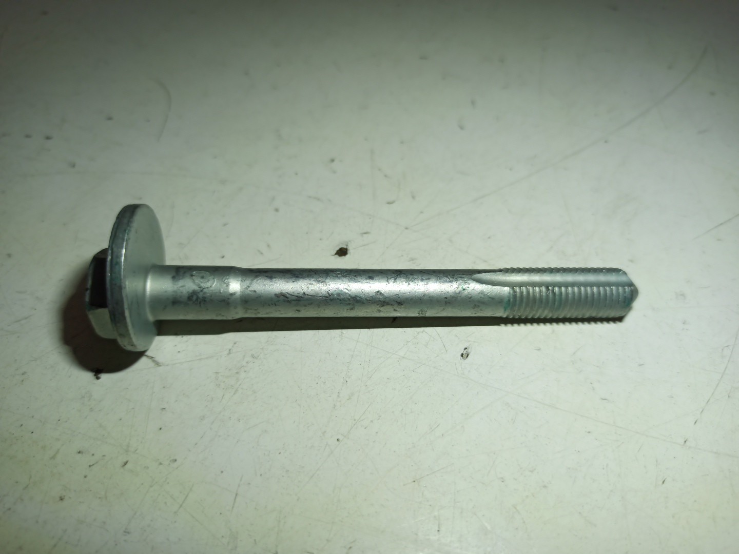 Parafuso AUDI A4 (8E2, B6) | 00 - 05 Imagem-4