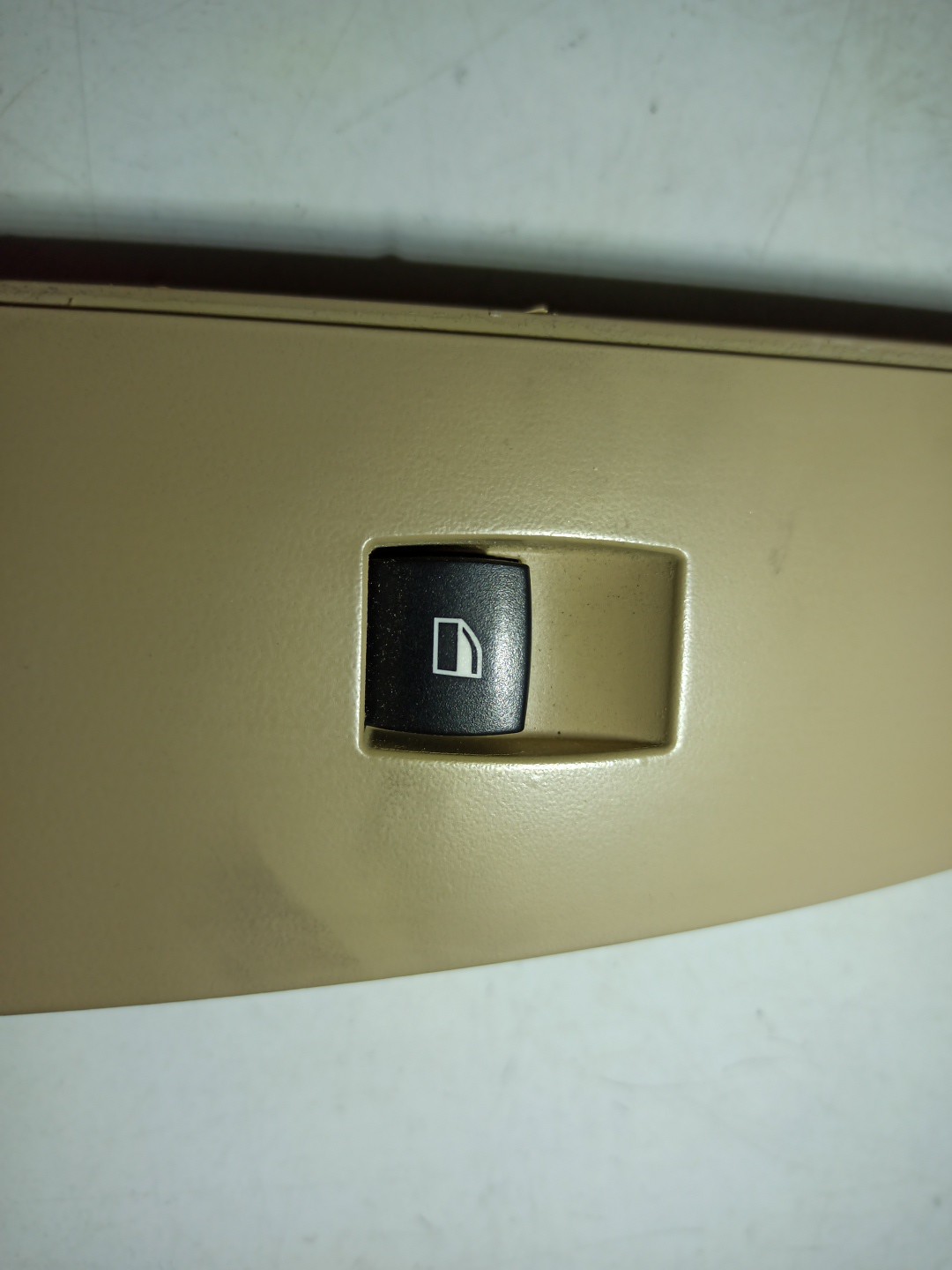 Comutador de vidro frente direito BMW 5 Touring (E61) | 04 - 10 Imagem-3