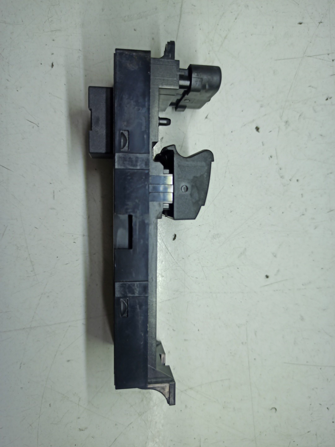 Comutador de vidro frente esquerdo VOLKSWAGEN PASSAT Variant (3B6) | 00 - 05 Imagem-2