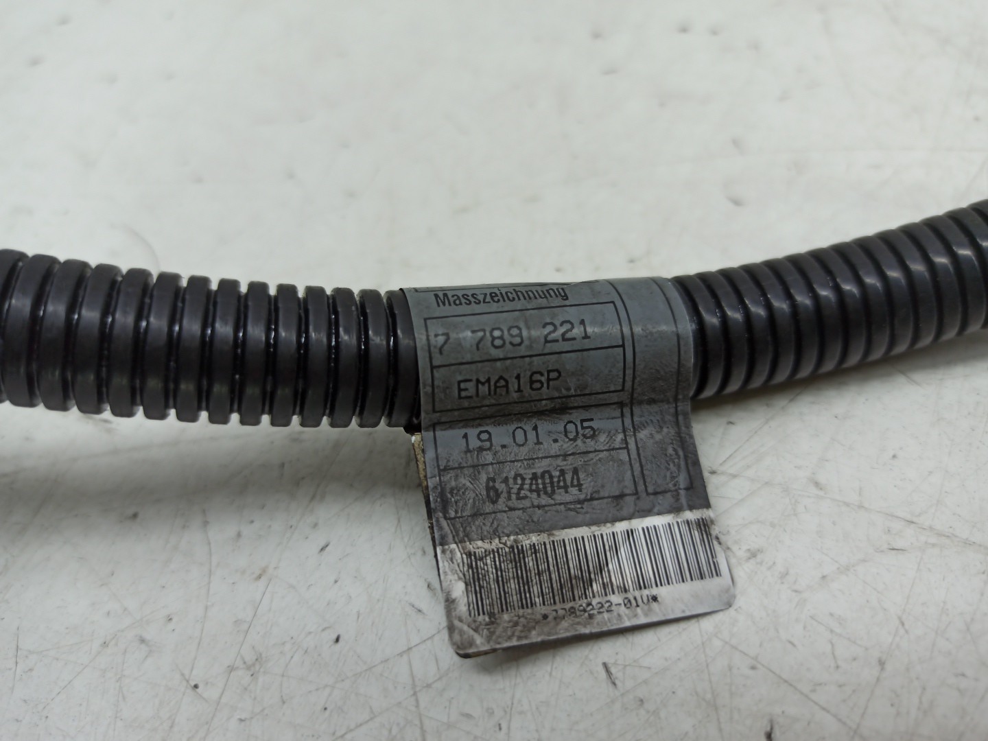 Cabo de bateria positivo BMW 5 Touring (E61) | 04 - 10 Imagem-1
