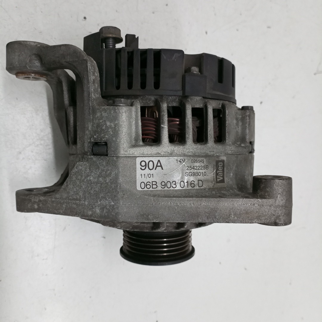 Alternador VOLKSWAGEN PASSAT Variant (3B6) | 00 - 05 Imagem-2