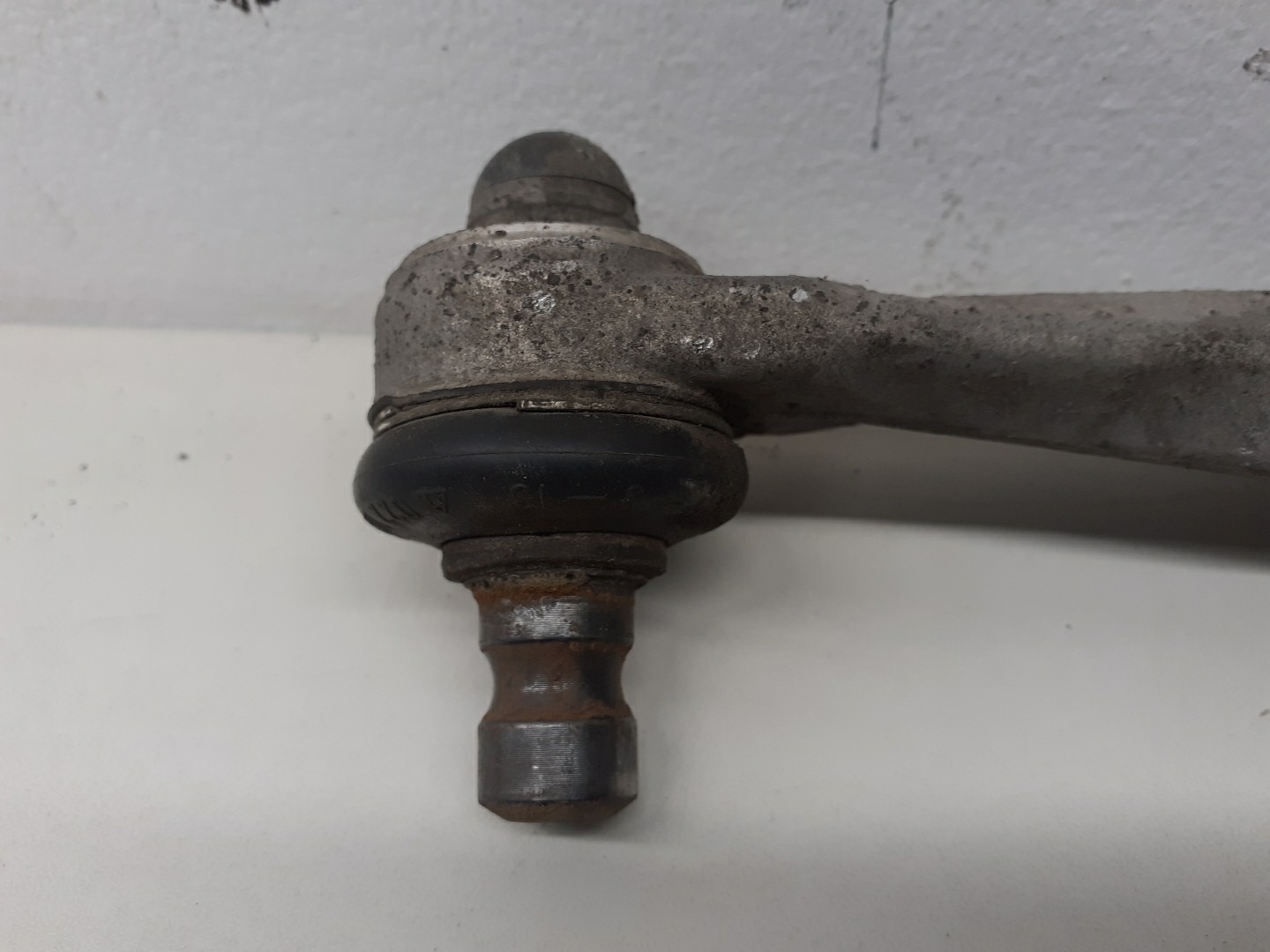 Braço de suspensão pequeno esquerdo VOLKSWAGEN PASSAT Variant (3B6) | 00 - 05 Imagem-3
