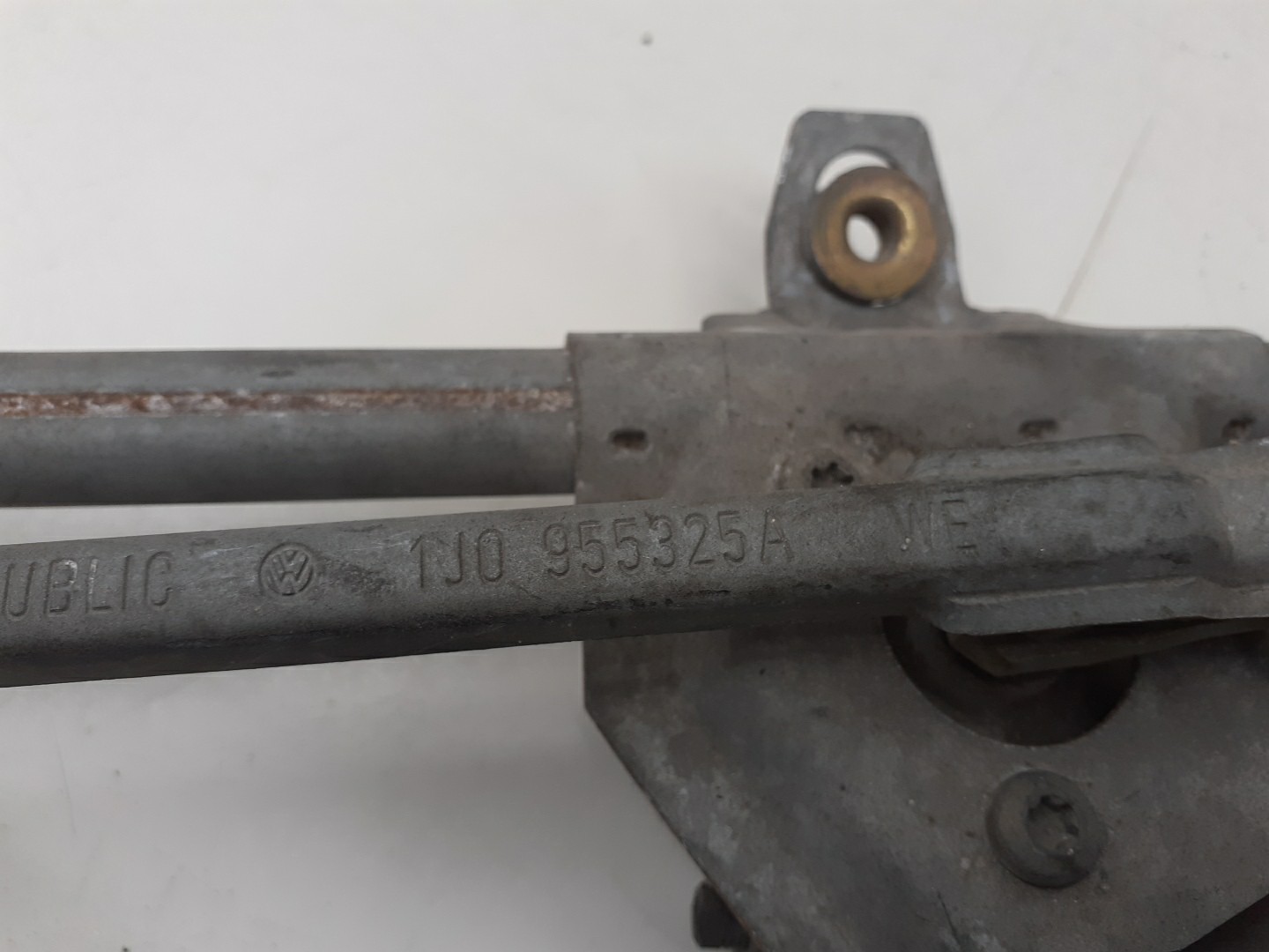 Motor do Limpa Para-Brisas VOLKSWAGEN GOLF IV (1J1) | 97 - 07 Imagem-2