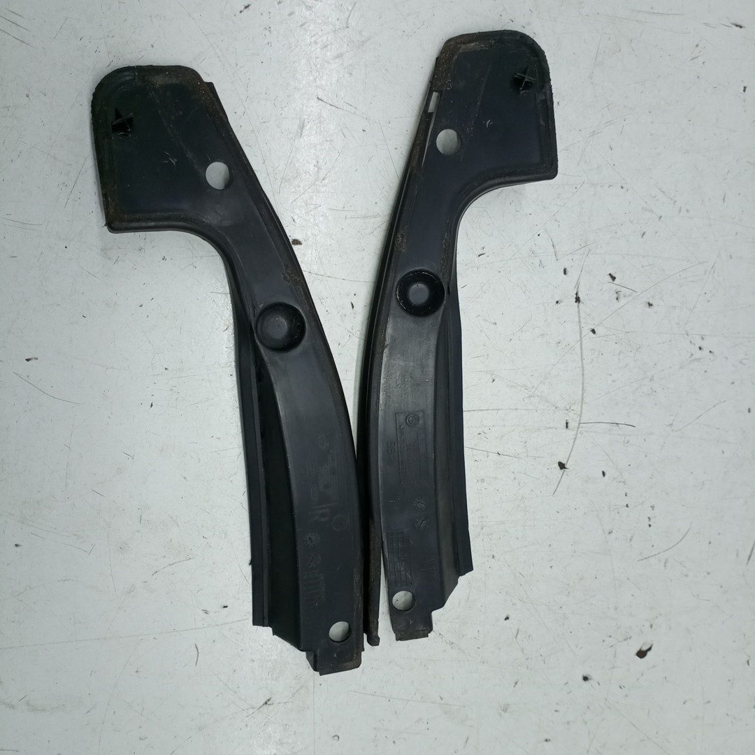 Plástico do para-brisas BMW 5 Touring (E61) | 04 - 10 Imagem-4