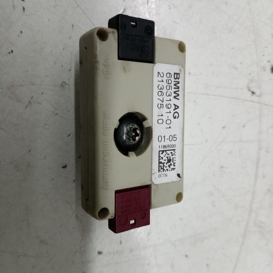 Amplificador de antena BMW 5 Touring (E61) | 04 - 10