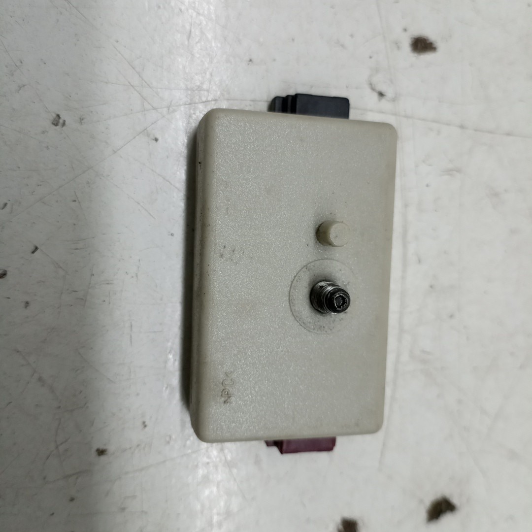 Amplificador de antena BMW 5 Touring (E61) | 04 - 10 Imagem-2