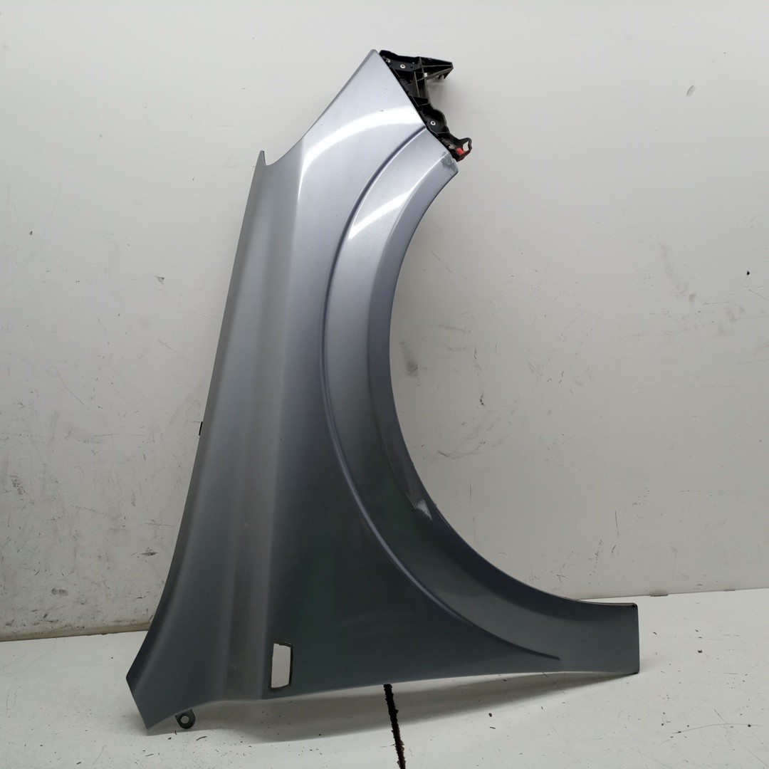 Guarda Lamas Direito OPEL ASTRA H Combi (A04) | 04 - 14 Imagem-1