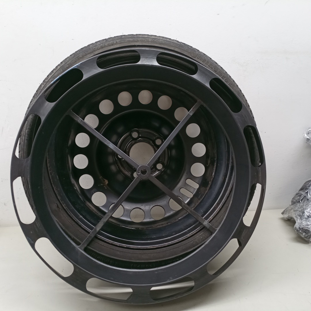 Kit pneu suplente OPEL ASTRA H Combi (A04) | 04 - 14 Imagem-1