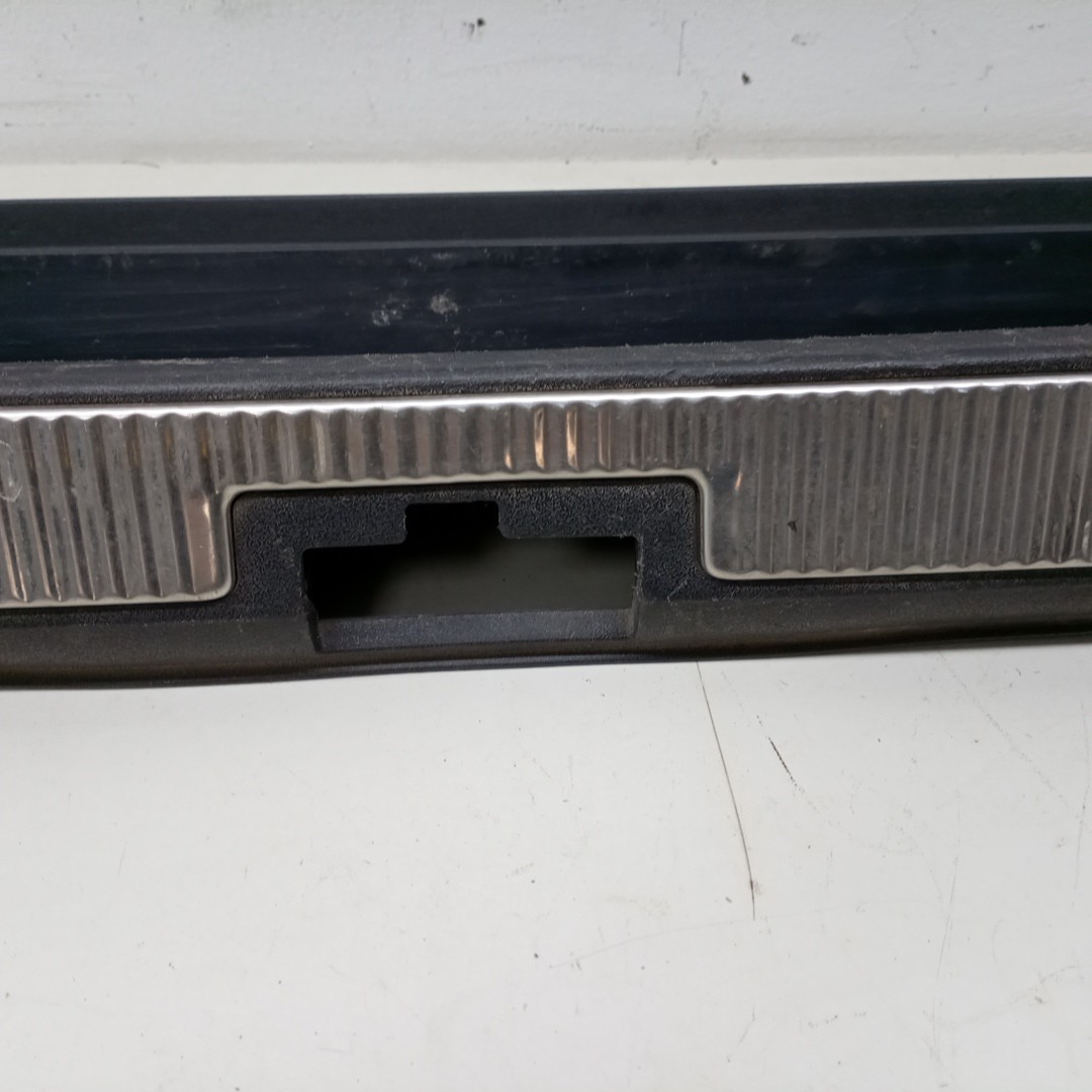 Friso de mala AUDI A4 Avant (8D5, B5) | 94 - 02 Imagem-1