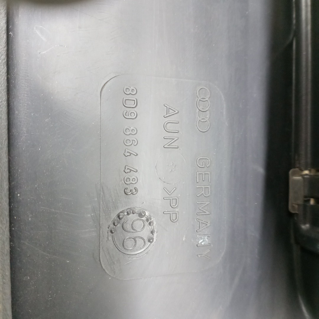 Friso de mala AUDI A4 Avant (8D5, B5) | 94 - 02 Imagem-2