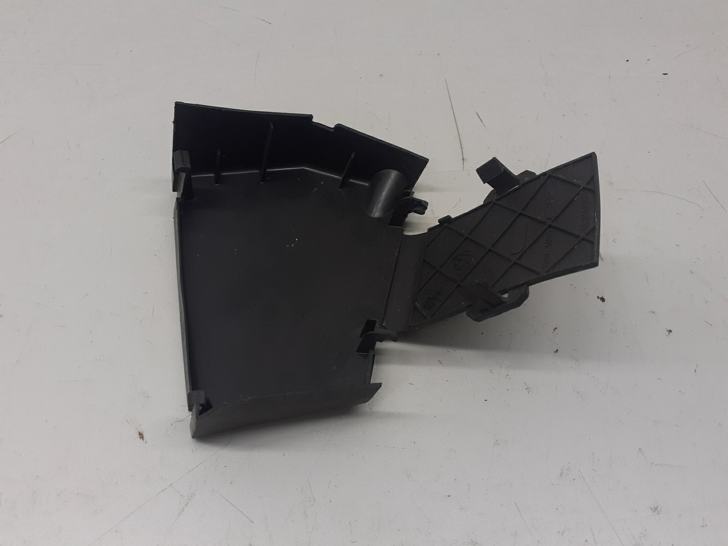 Tampa de caixa de fusiveis VOLKSWAGEN NEW BEETLE Cabriolet (1Y7) | 02 - 11 Imagem-2
