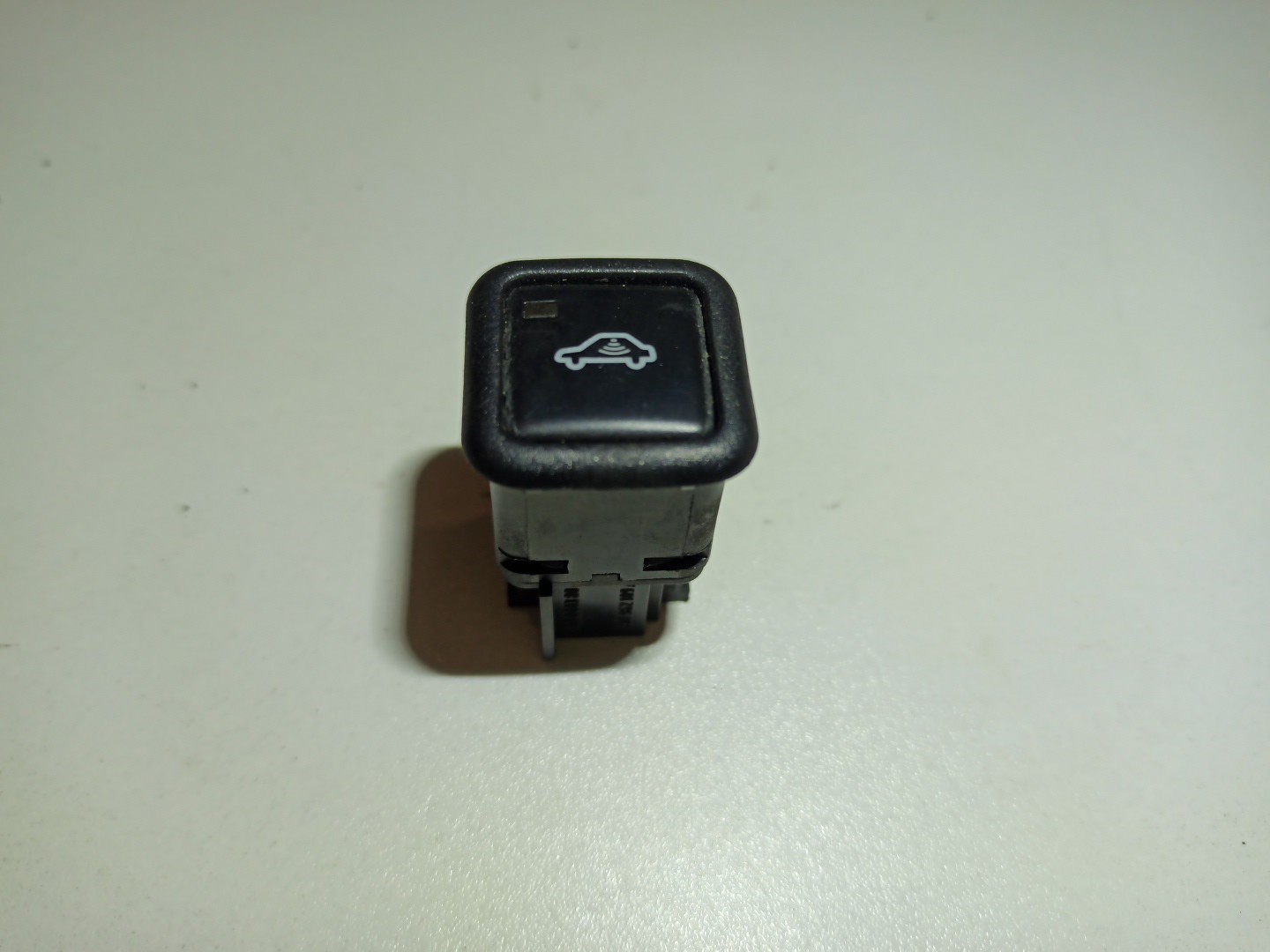 Comutador de Alarme VOLKSWAGEN NEW BEETLE (9C1, 1C1) | 98 - 10 Imagem-4