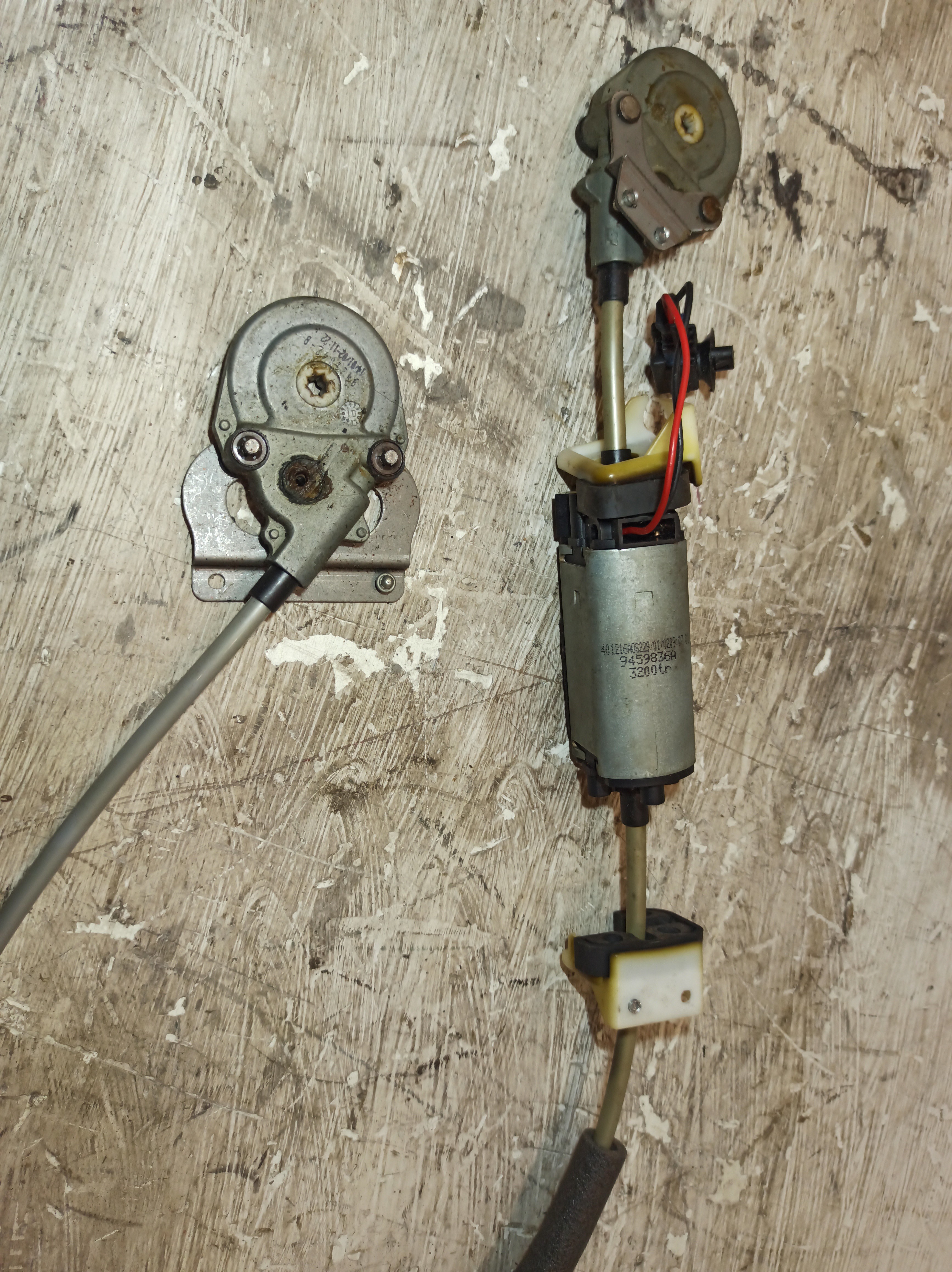 Motor regulador de banco  RENAULT LAGUNA II (BG0/1_) | 01 - 07 Imagem-3