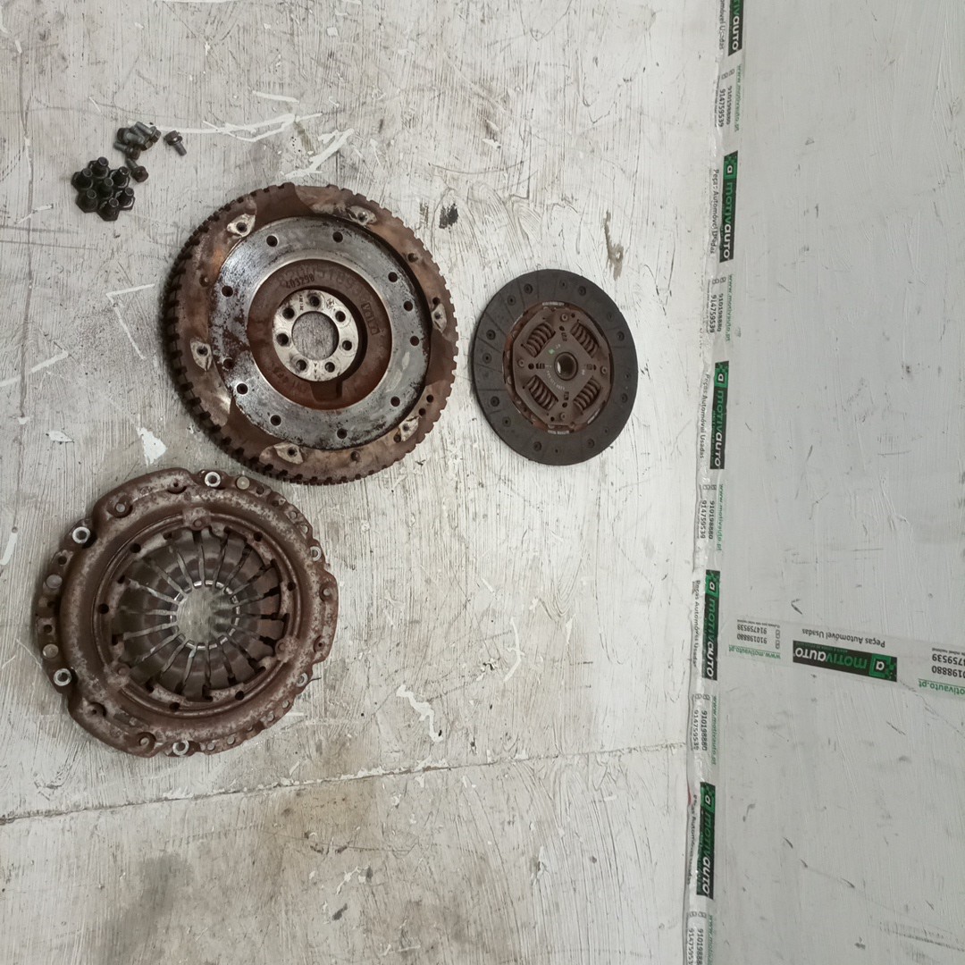 Kit Embraiagem RENAULT MEGANE II (BM0/1_, CM0/1_) | 01 - 12