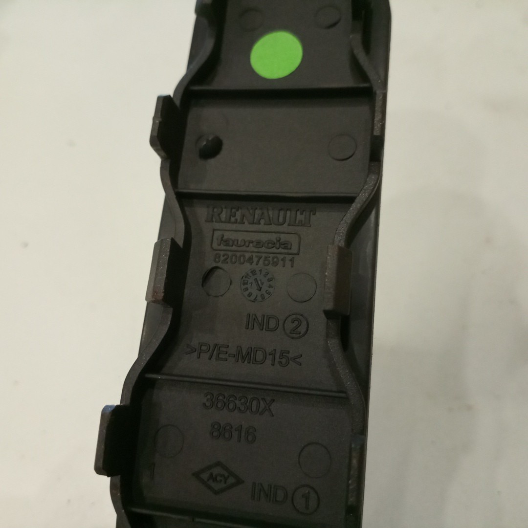 Acabamento Interior RENAULT CLIO III (BR0/1, CR0/1) | 05 -  Imagem-2