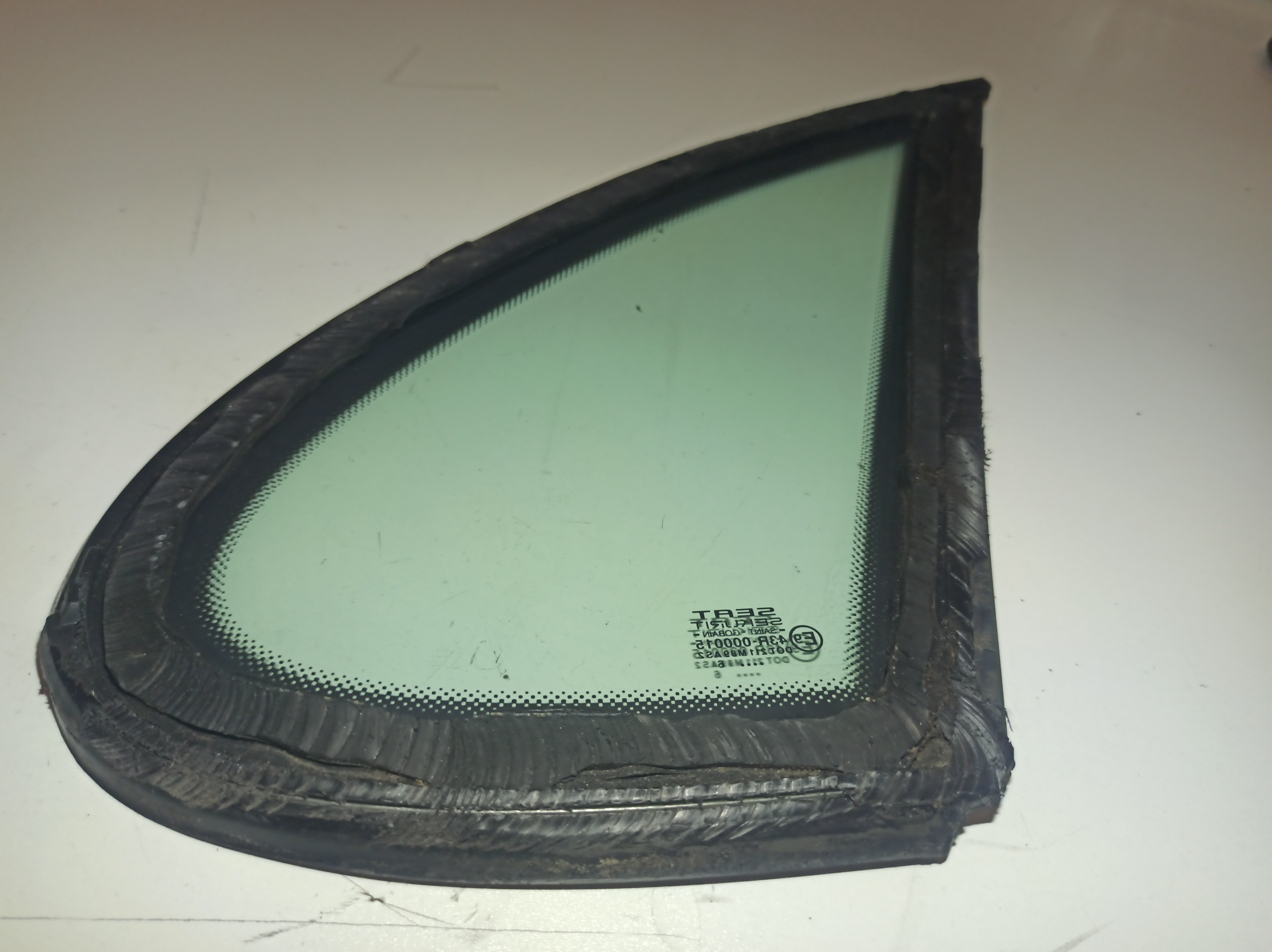 Vidro Traseiro Pequeno Esquerdo SEAT IBIZA III (6L1) | 02 - 09 Imagem-3