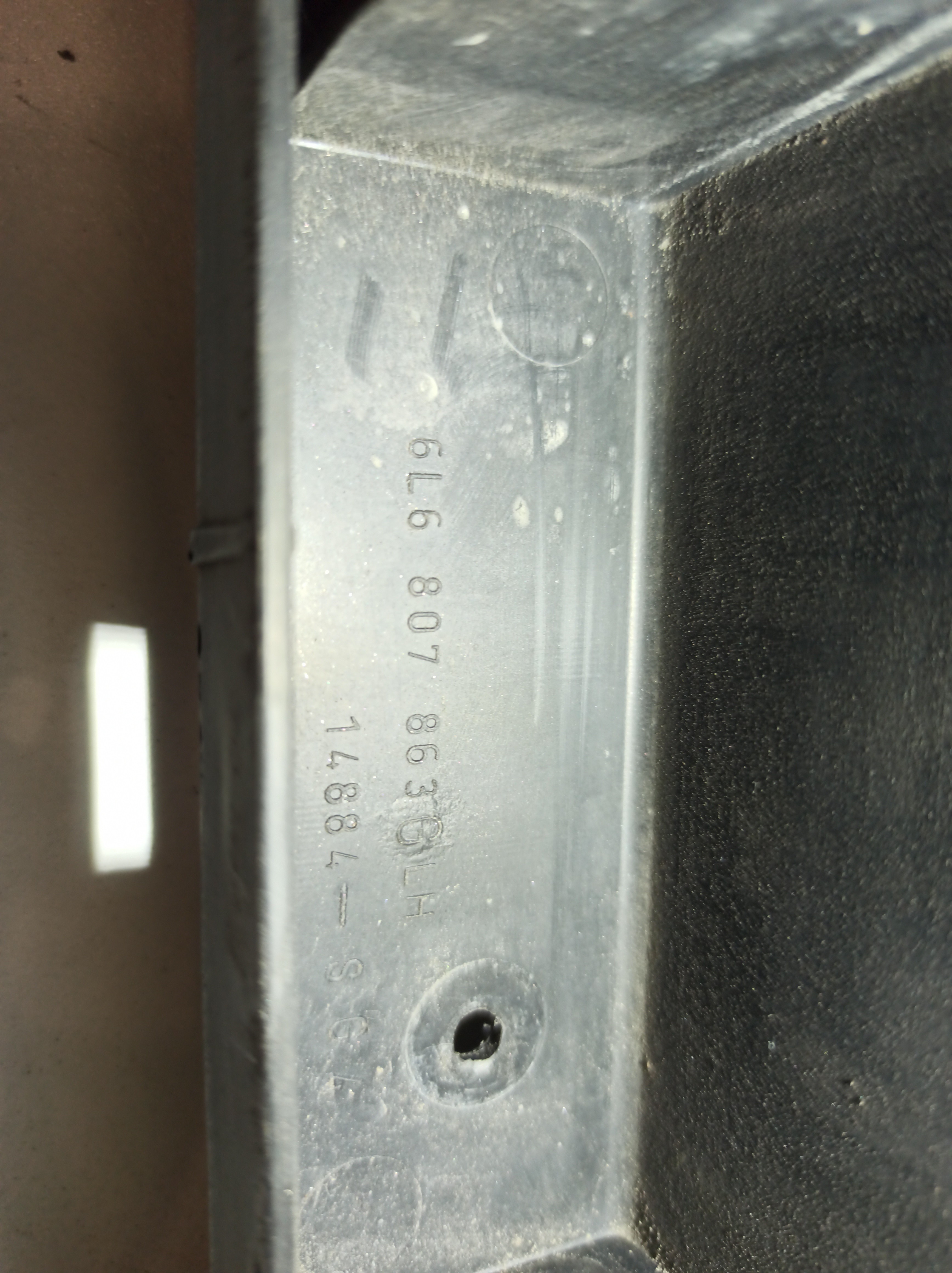 Suporte de montagem de para-choques SEAT IBIZA III (6L1) | 02 - 09 Imagem-1