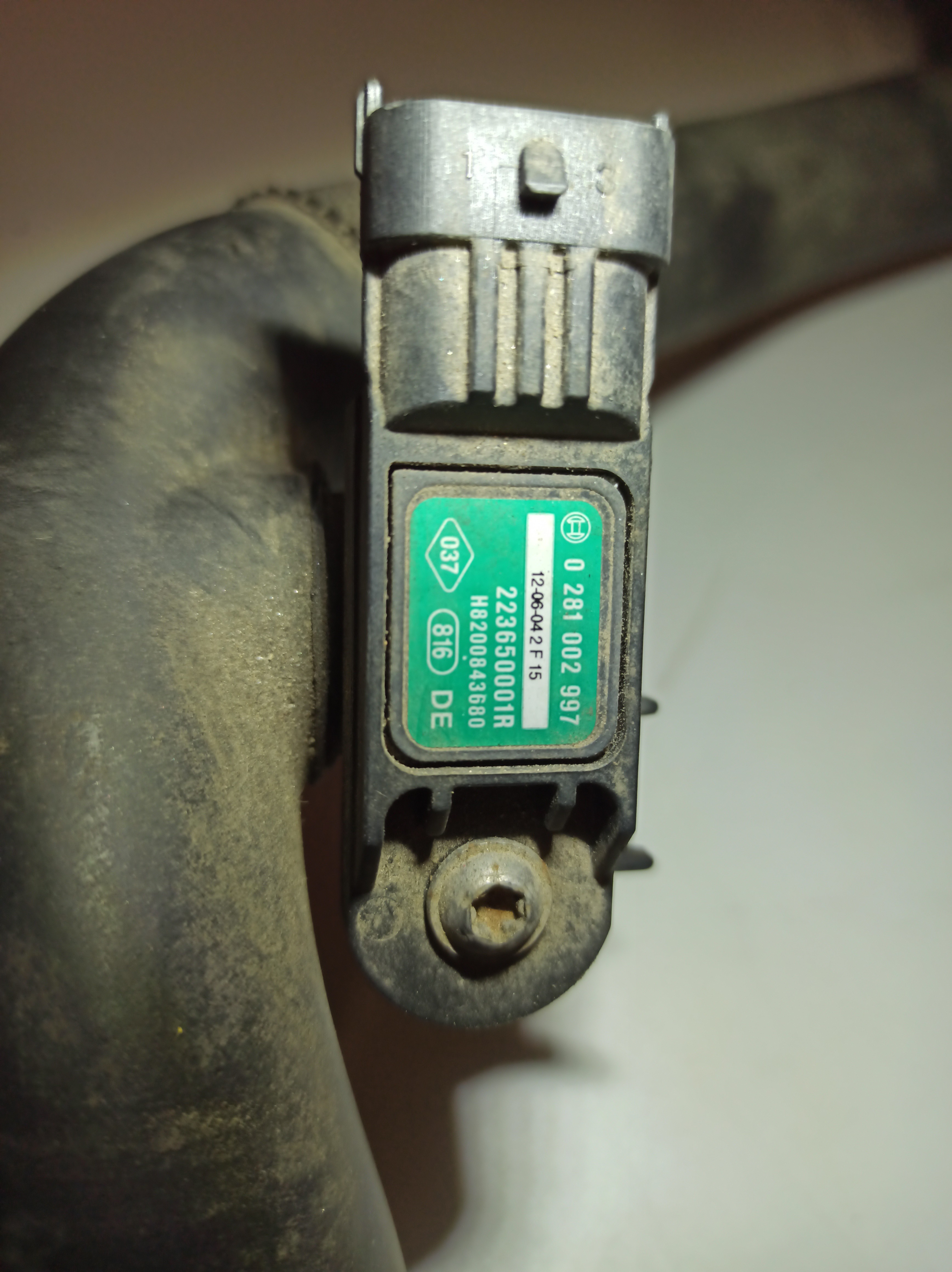 Tubagem do Intercooler RENAULT CLIO III Caixa (SB_, SR_) | 05 -  Imagem-1