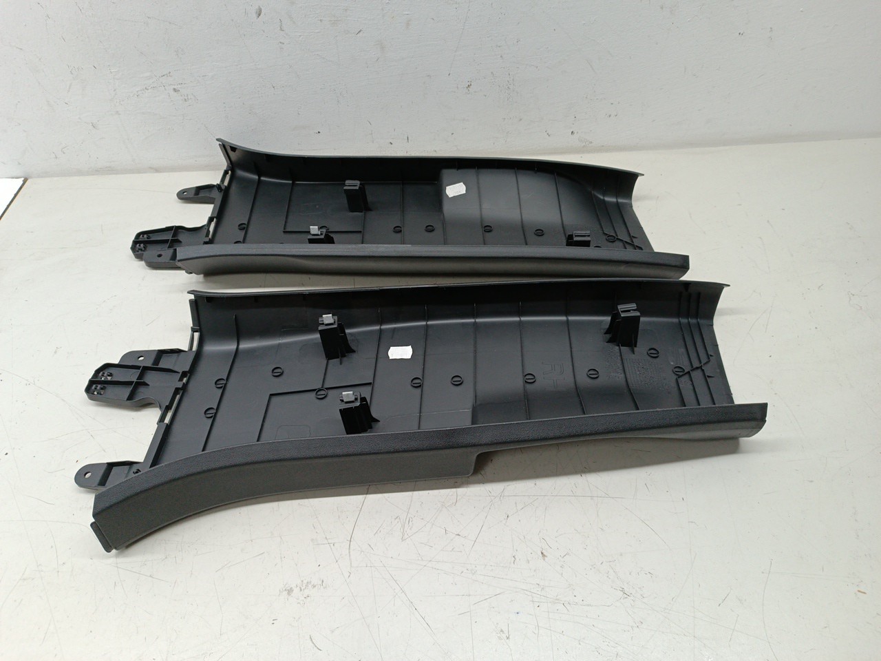 Moldura de pilar B SEAT LEON (1P1) | 05 - 13 Imagem-3