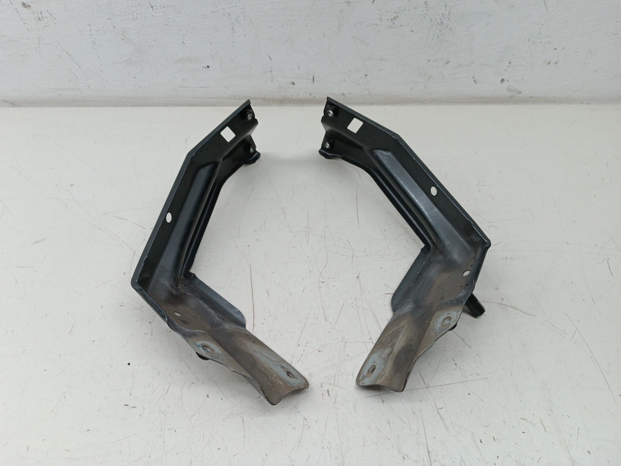 Suporte de montagem guarda lamas SEAT LEON (1P1) | 05 - 13 Imagem-1