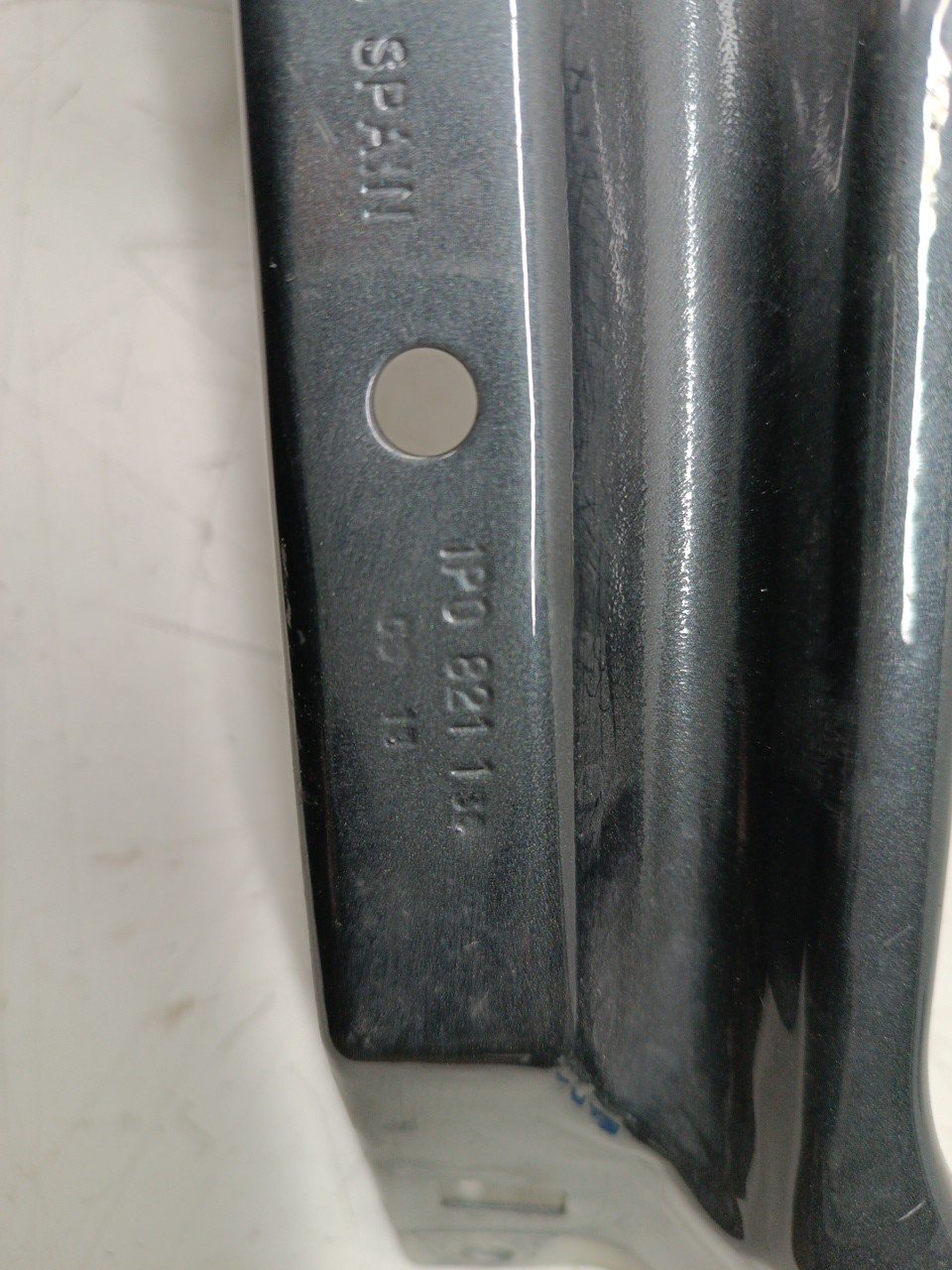 Suporte de montagem guarda lamas SEAT LEON (1P1) | 05 - 13 Imagem-2